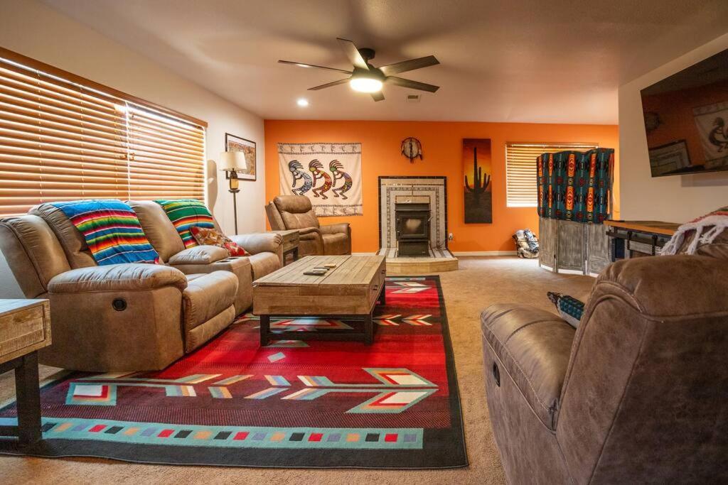The Triple Palms Villa Kingman Exterior photo